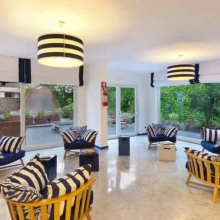 Saline 4* פאלינורו