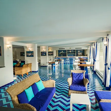 萨林恩酒店 4* 帕利努罗